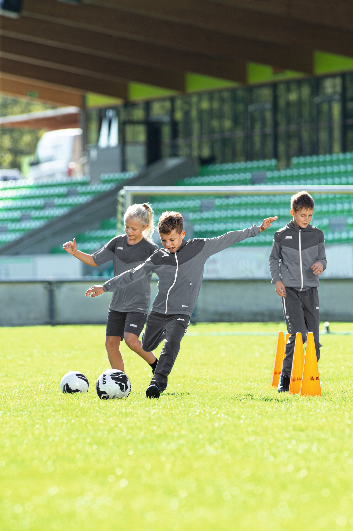 10 svarbių priežasčių, kodėl sportas yra naudingas vaikams